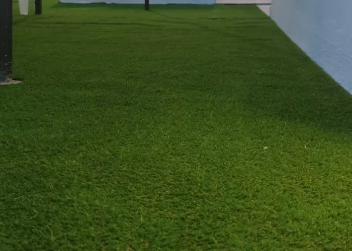 Urban Ocean Lookout بيت للعطل